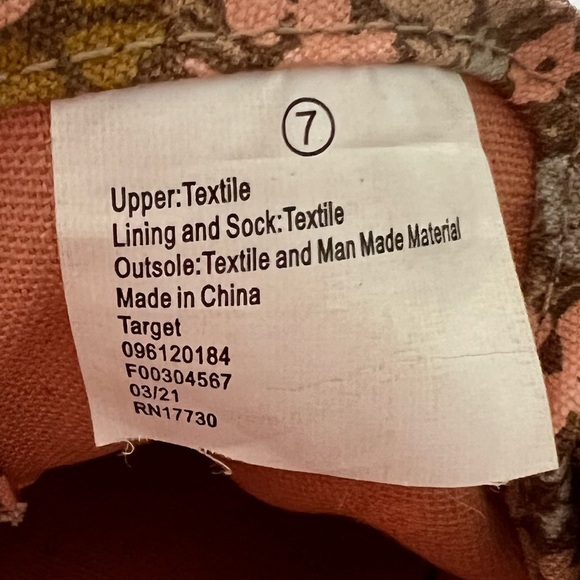 Universal Thread Sneakers Lace Up Canvas Floral Brown Pink 7 - Picture 4 of 16